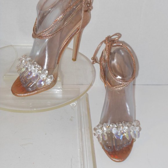 AKIRA JEWELED STRAPPY SANDALS SIZE 7.5 MEDIUM - Picture 3 of 5